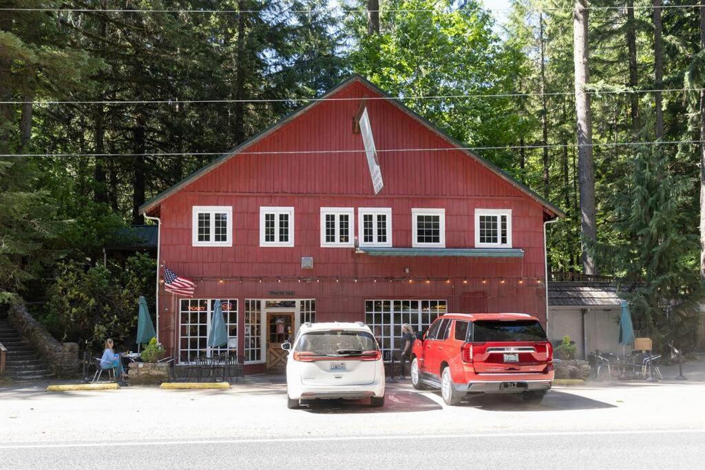 R & R Chalet At Mt. Rainier 애쉬포드 외부 사진